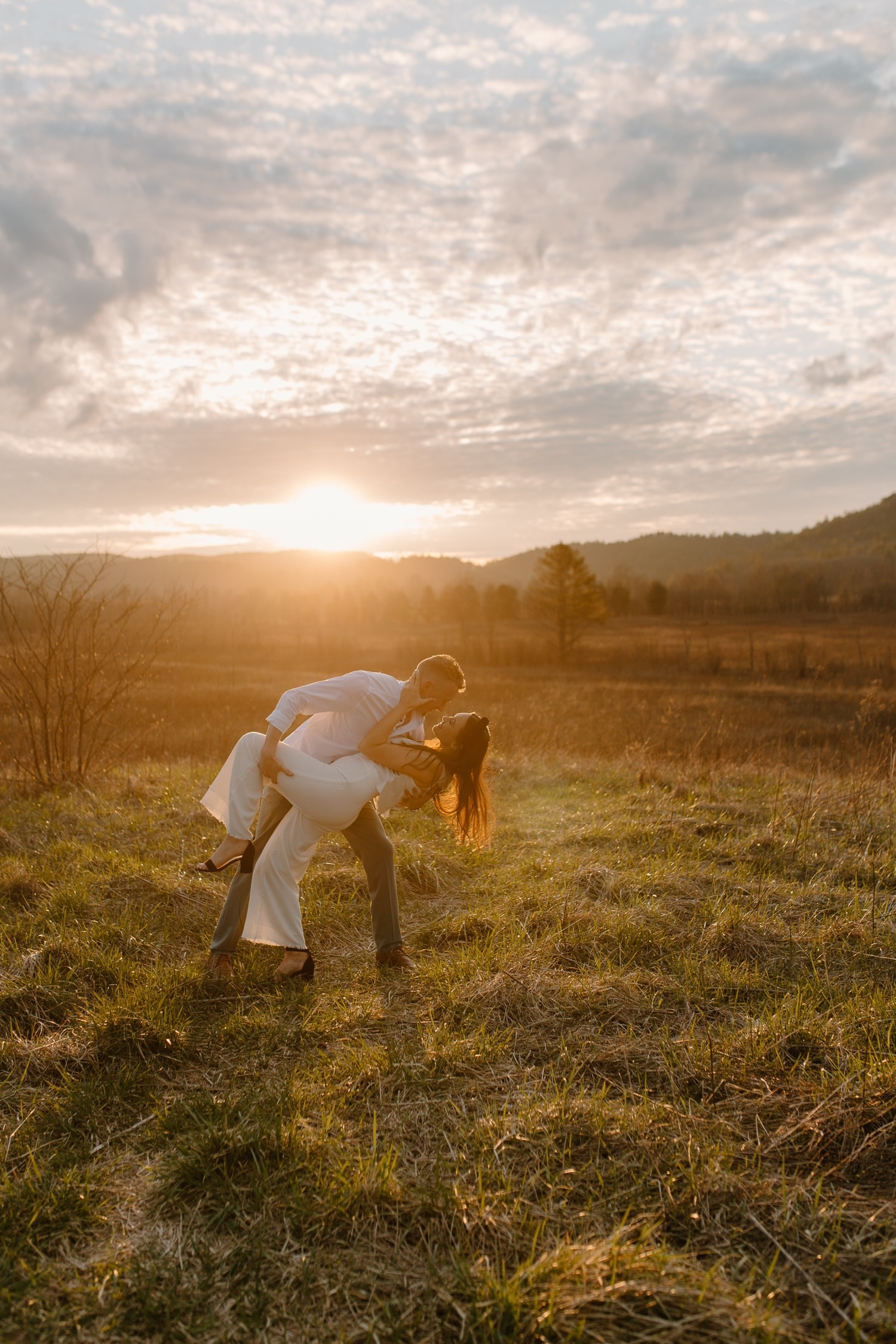 How To Propose In The Smoky Mountains Gatlinburg Engagement Photography Pigeon Forge Wears Valley Townsend